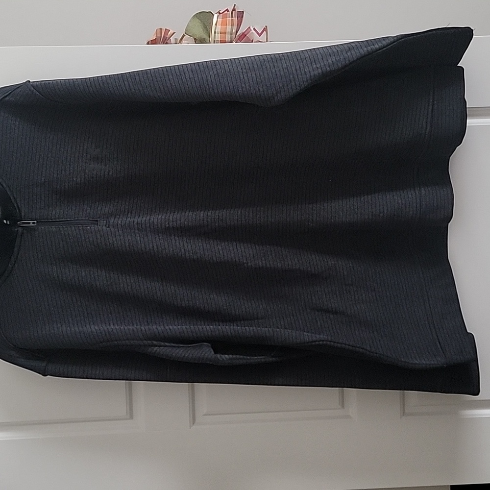 NWT Under Armour Pullover